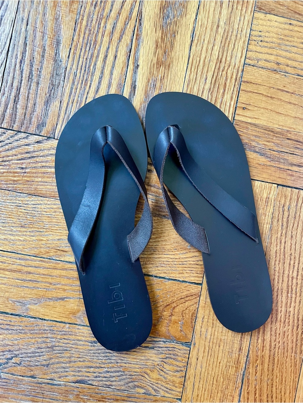Tibi Brown Leather Flip Flop Sandals Size 37.5